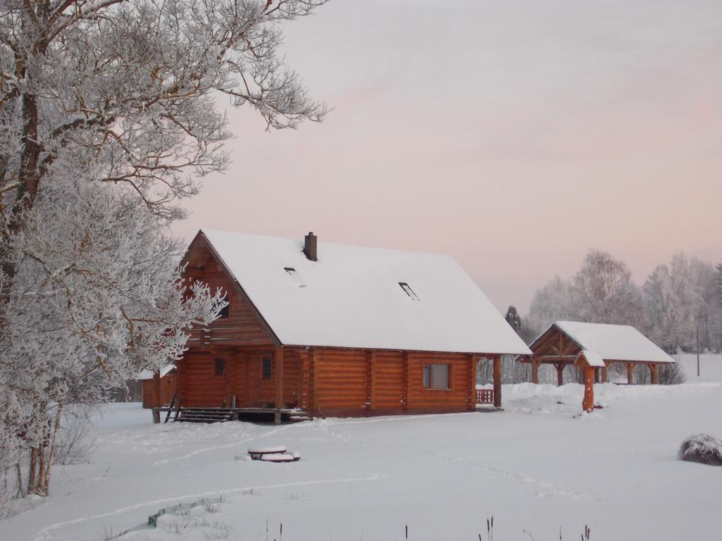 Guest House Kalnini Kārļi Buitenkant foto