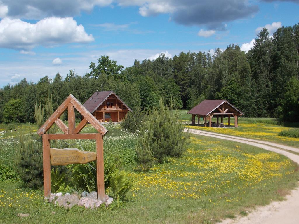 Guest House Kalnini Kārļi Buitenkant foto